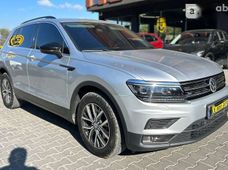 Купить Volkswagen Tiguan 2017 бу в Черновцах - купить на Автобазаре