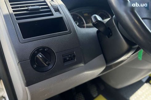 Volkswagen Transporter 2010 - фото 15