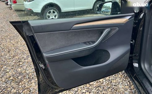 Tesla Model Y 2022 - фото 8
