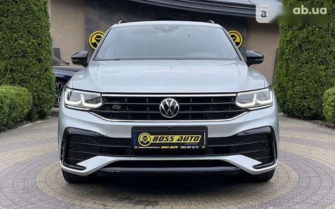 Volkswagen Tiguan 2021 - фото 2