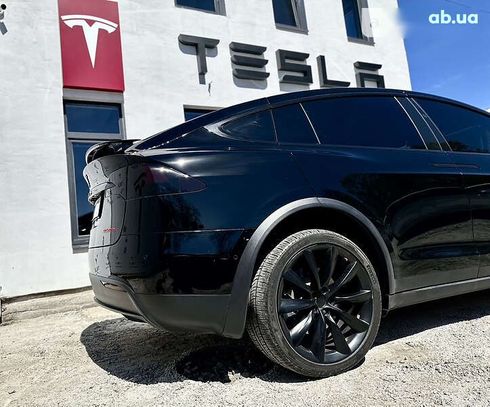Tesla Model X 2019 - фото 9