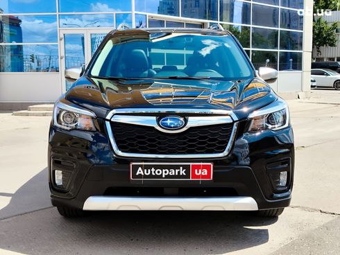 Subaru Forester 2020 черный - фото 2