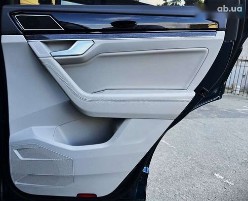 Volkswagen Touareg 2019 - фото 24