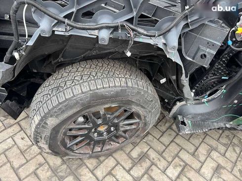 Tesla Cybertruck 2025 - фото 6