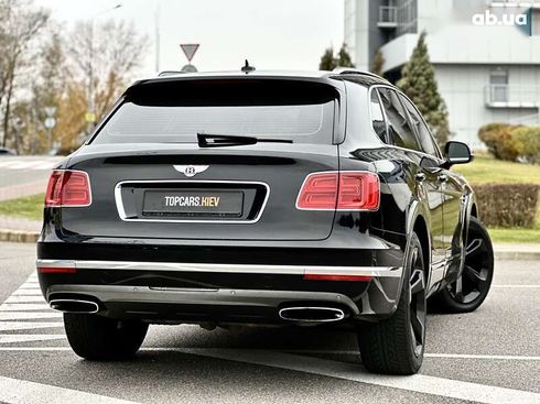 Bentley Bentayga 2018 - фото 16