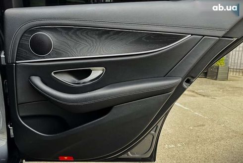 Mercedes-Benz E-Класс 2020 - фото 25