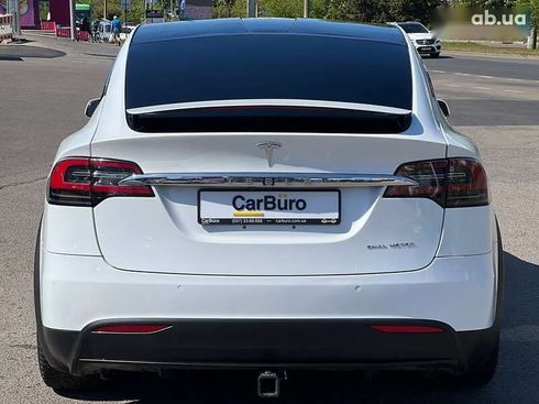 Tesla Model X 2020 - фото 10