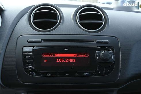 SEAT Ibiza 2011 - фото 21