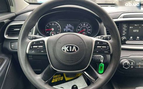 Kia Sorento 2019 - фото 11
