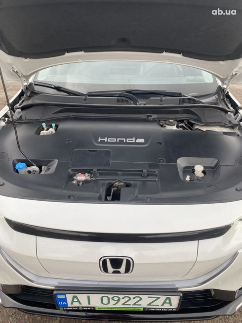 Honda e:NS1 2023 белый - фото 19