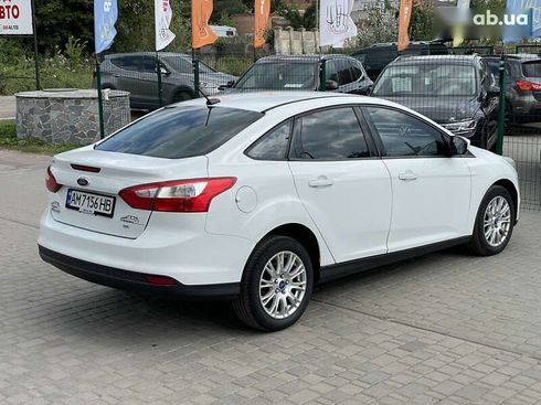 Ford Focus 2012 - фото 14