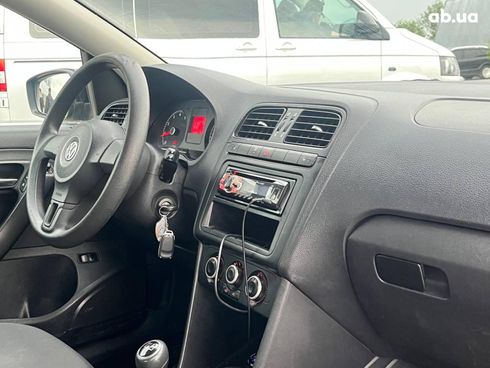 Volkswagen Polo 2012 черный - фото 13
