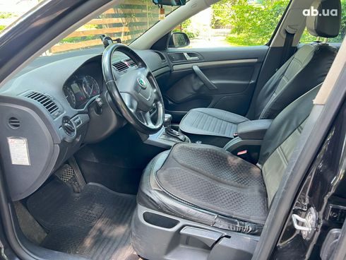 Skoda Octavia 2005 черный - фото 11