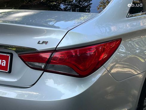 Hyundai Sonata 2014 серый - фото 10