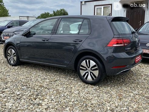 Volkswagen e-Golf 2020 - фото 12