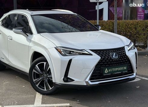Lexus UX 2021 - фото 4