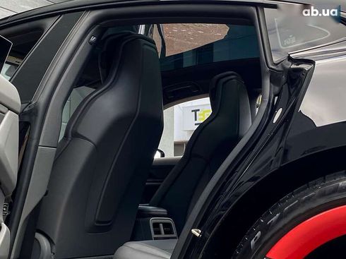 Porsche Taycan 2020 - фото 14