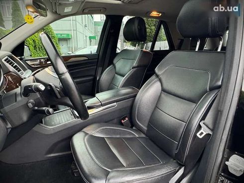 Mercedes-Benz M-Класс 2012 - фото 9
