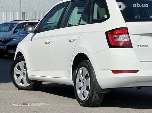 Skoda Fabia 2020 - фото 9