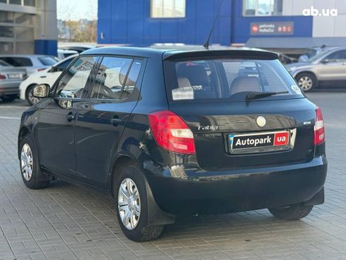 Skoda Fabia 2008 черный - фото 11