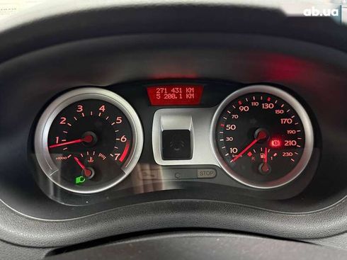 Renault Clio 2007 - фото 22