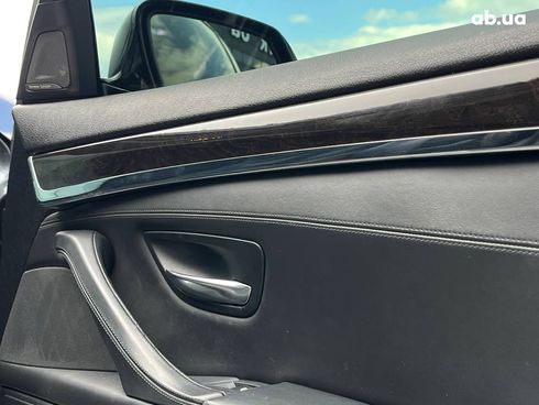 BMW 5 серия 2016 серый - фото 35