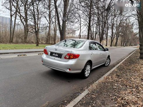 Toyota Corolla 2009 - фото 21