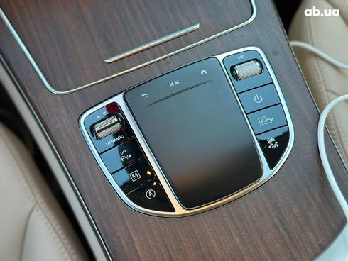 Mercedes-Benz GLC-Класс 2021 белый - фото 25