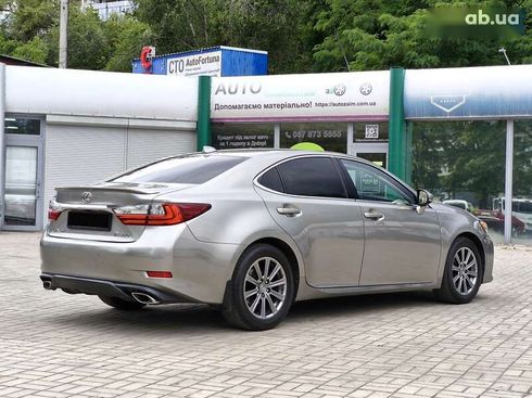 Lexus ES 2018 - фото 7