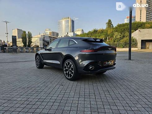 Aston Martin DBX 2021 - фото 5