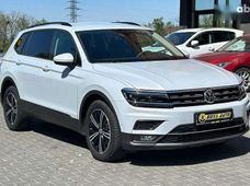 Продаж вживаних Volkswagen Tiguan в Чернівецькій області - купити на Автобазарі
