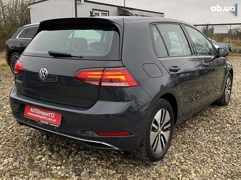 Volkswagen e-Golf 2020 - фото 12