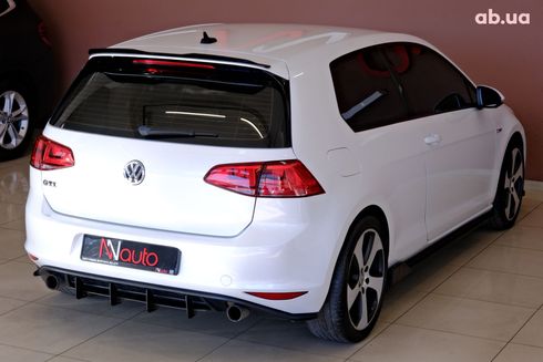 Volkswagen Golf GTI 2016 белый - фото 5
