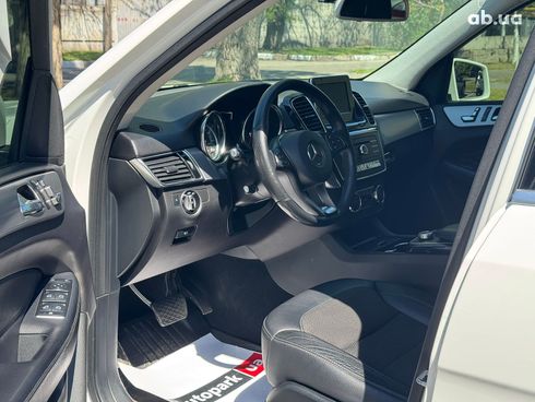 Mercedes-Benz GLE-Class 2015 белый - фото 12