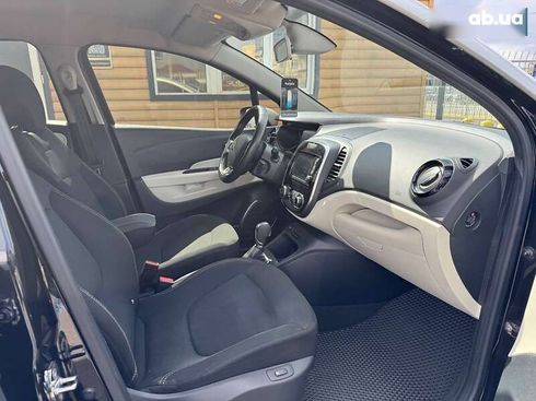 Renault Captur 2019 - фото 19