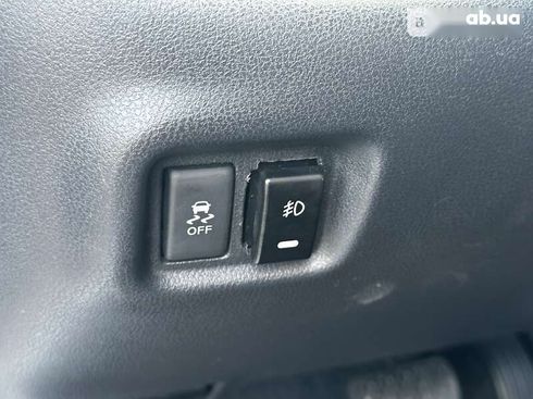 Nissan Versa 2013 - фото 17