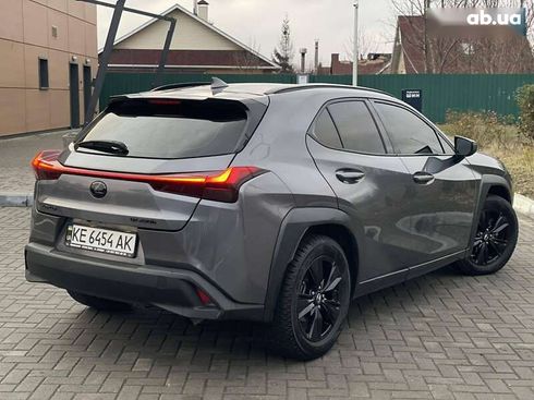 Lexus UX 2019 - фото 4