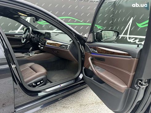 BMW 5 серия 2018 - фото 23