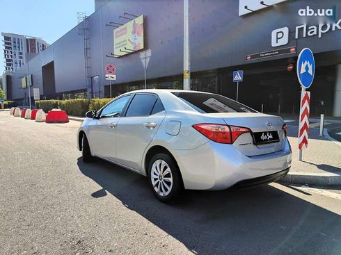 Toyota Corolla 2019 - фото 11