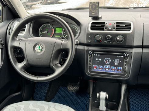 Skoda Fabia 2009 синий - фото 25