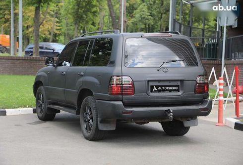 Lexus LX 2000 - фото 4