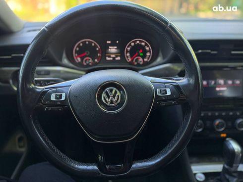 Volkswagen Passat 2020 черный - фото 15