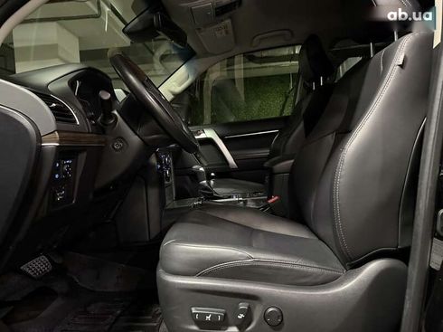 Toyota Land Cruiser Prado 2020 - фото 22