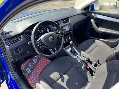 Skoda Octavia 2020 - фото 22
