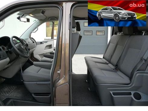 Volkswagen Multivan 2011 коричневый - фото 6