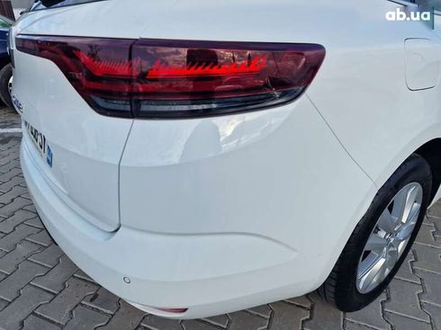 Renault Megane 2020 - фото 9