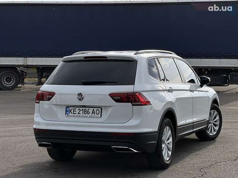 Volkswagen Tiguan 2018 - фото 10