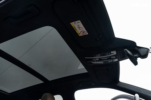 Porsche Cayenne 2018 - фото 15