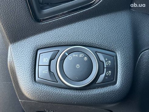Ford Escape 2017 синий - фото 36