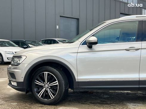 Volkswagen Tiguan 2017 серый - фото 3